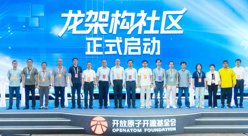 跨越105年,写给中国共产党的那些“情书”