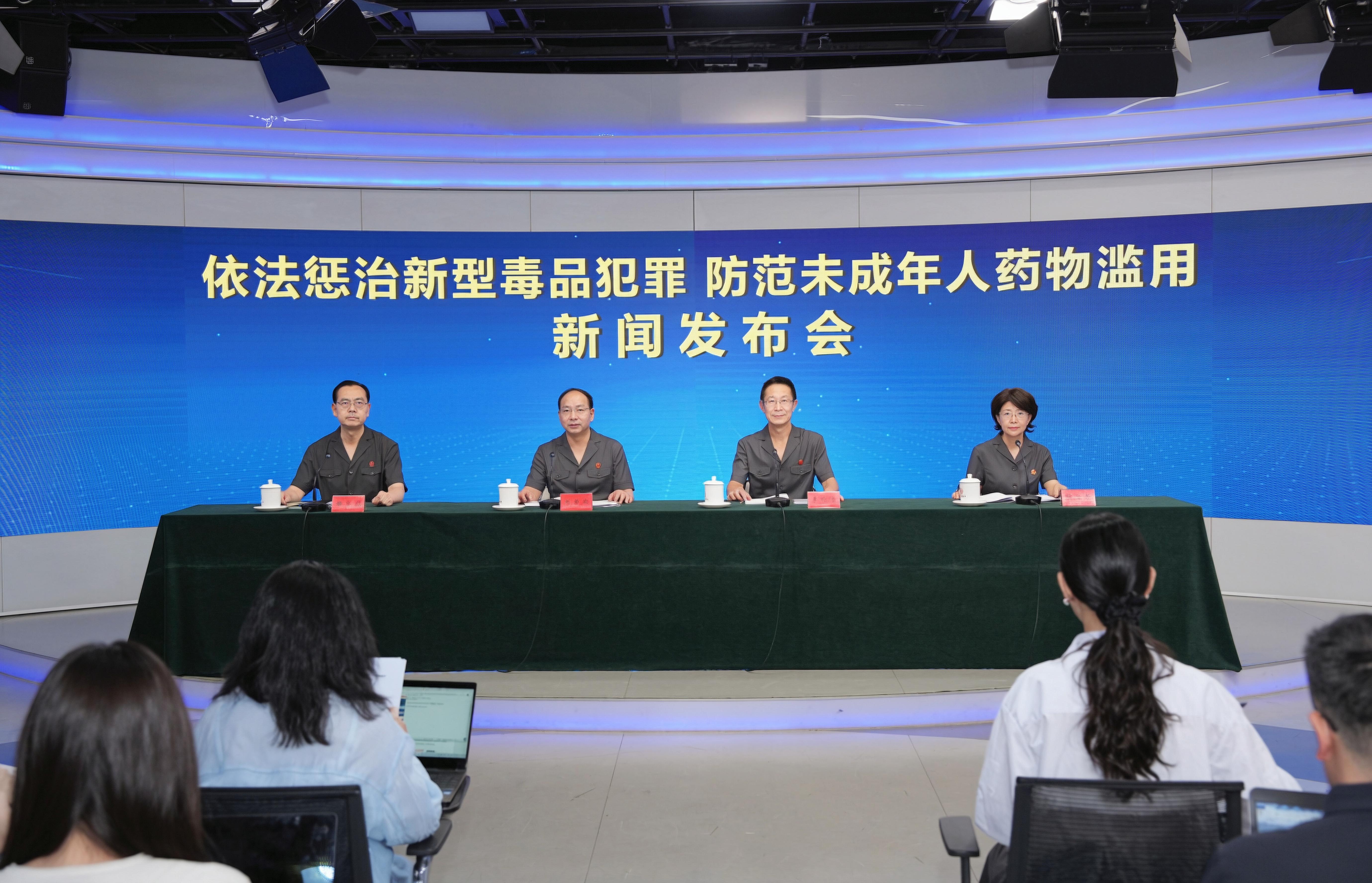 解放军破晓出击现场画面