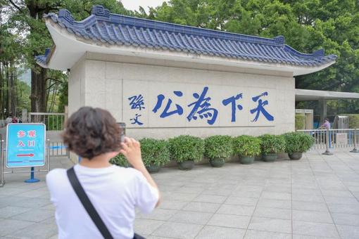人糊涂起来就这样莫名其妙